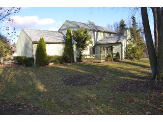 Property photo 7 - Gorgeous 4 Bedroom 2-Story Home with Full Basement - Real Estate Auction
